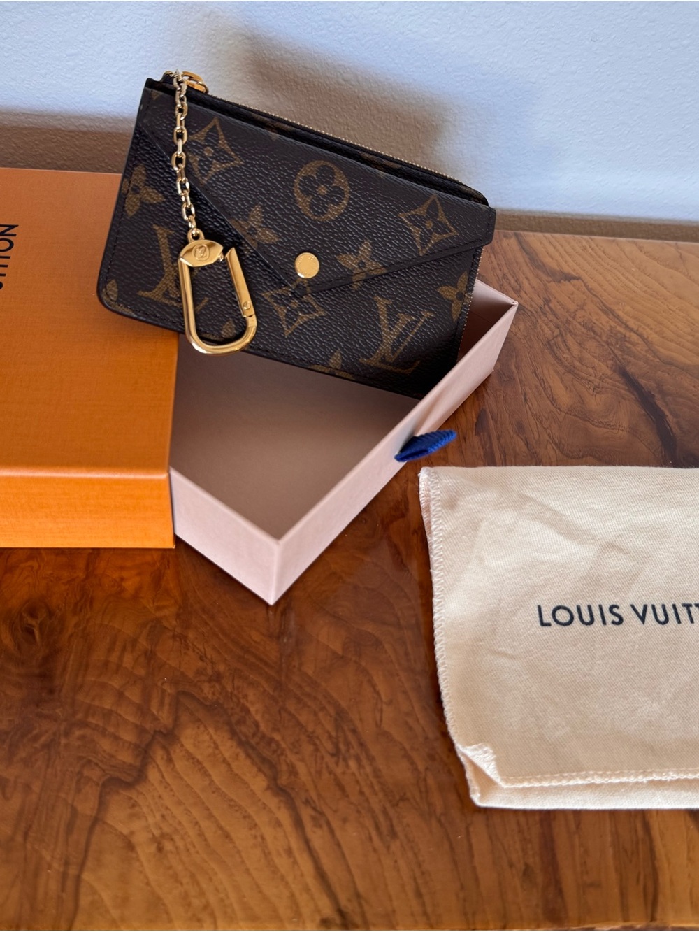 Louis Vuitton Monogram Canvas Card & Key Pouch in Brown PRISTINE - Picture 2 of 10